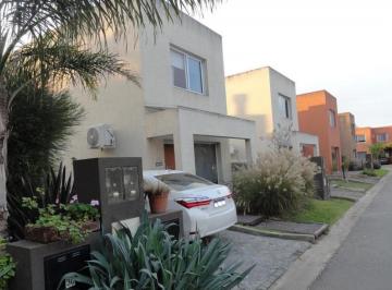 Casa · 150m² · 4 Ambientes · Casa en Alquiler - 3 Dorm. 2 Baños - 214 m² - del Viso