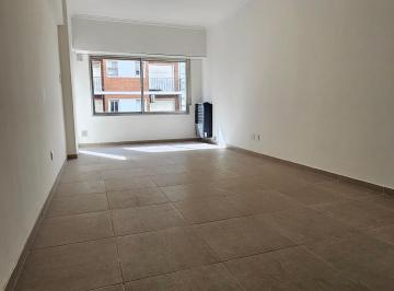 Departamento de 3 ambientes, Mar del Plata · Alquiler 24 - Departamento 3 Amb con Cochera Cubierta - Reciclado