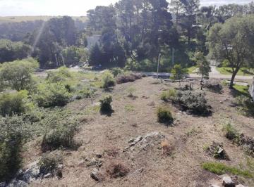 Terreno · 600m² · Excelente Lote en Sierra de Los Padres en Hermoso Entorno 600 m²