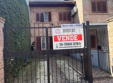 Casa de 4 ambientes, General San Martín · Venta Duplex 4 Amb.