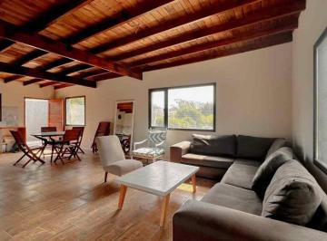 Casa · 95m² · 4 Ambientes · 1 Cochera · Venta Casa 4 Ambientes Acantilados a Estrenar
