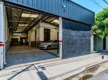 Bodega-Galpón · 308m² · Venta Galpón/deposito 308 m² en Avellaneda