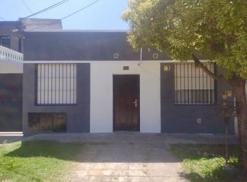 PH · 61m² · 4 Ambientes · 1 Cochera · PH Al Frente 4 Ambientes Apto Cred. Pablo Nogues