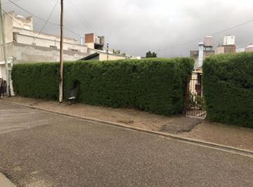 Casa · 65m² · 3 Ambientes · 1 Cochera · Casa Pasaje El Trébol Km3
