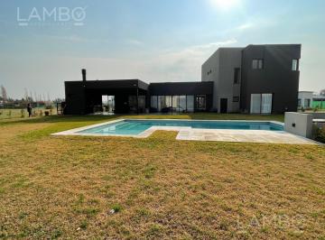 Casa · 230m² · 7 Ambientes · 1 Cochera · Alquiler Temporada de Polo Casa Pilar Medal C. C.