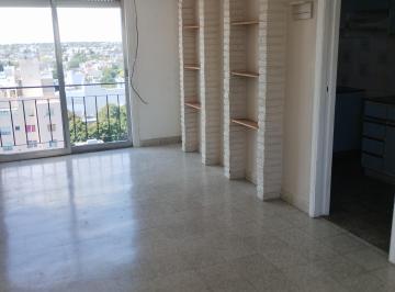 Departamento de 4 ambientes, Tandil · Departamento Céntrico, Muy Luminoso.
