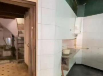 Local comercial · 105m² · 2 Ambientes · Local en Venta - 105 m² - Parque Patricios
