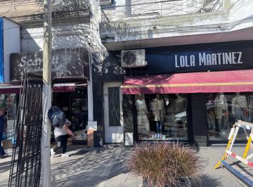 PH de 2 ambientes, Lanús · Excelente PH 2 y 1/2 Ambientes, en 2 Plantas, Ubicado en Pleno Centro de Lanús