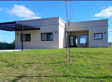Casa · 145m² · 4 Ambientes · Casa en Venta en Monet Barrio Privado, Campana, G. B. a. Zona Norte