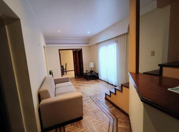 Casa · 126m² · 4 Ambientes · 1 Cochera · Casa a La Venta en Candioti Norte. Restaurada!