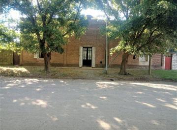Casa · 148m² · 6 Ambientes · 1 Cochera · Casa, Depto a Terminar Mas Terreno en Rio Cuarto