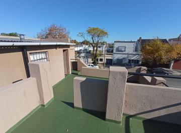Casa · 90m² · 4 Ambientes · 1 Cochera · Casa Lote Propio Venta Mataderos Cochera Terrazas