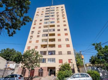 Departamento · 83m² · 5 Ambientes · Venta Dpto. 3 Dorm. Parque Garay C/gas