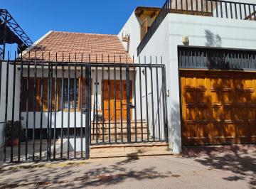 Casa de 6 ambientes, Ciudad de Mendoza · Casa en Alquiler 5ta Seccion - Apta Habitacional o Comercial