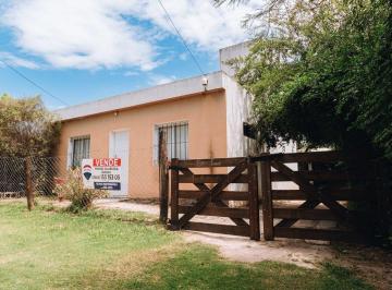 Casa · 208m² · 4 Ambientes · Venta 2 PH Sobre Av Tissera Talar de Mendiolaza