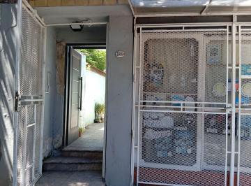 Casa · 95m² · 4 Ambientes · Inversión Venta Casa 3 Ambientes Parque Patricios