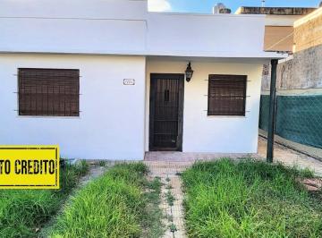 PH · 71m² · 3 Ambientes · 1 Cochera · Venta. PH Tipo Casa. 3 Ambientes. Boulogne Sur Mer. Garage y Jardin. Apto Credito