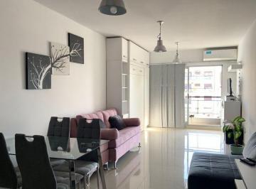 Departamento · 34m² · 1 Ambiente · Departamento Monoambiente - Venta - Piso Alto - Balcón - Amoblado - Flores