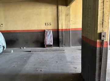 Garage · 12m² · Cochera en Flores