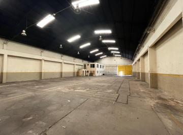 Bodega-Galpón · 890m² · Galpón en Bella Vista