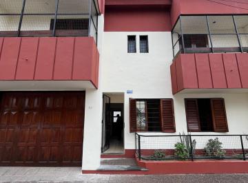 Departamento de 7 ambientes, Salta · Venta! Triplex en Laprida Al 100