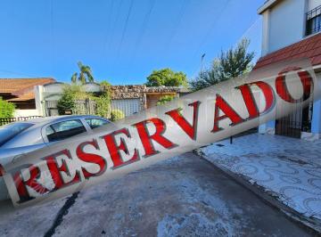 Casa · 95m² · 3 Ambientes · Excelente PH 5 Ambientes en Alquiler en Ramos Mejía
