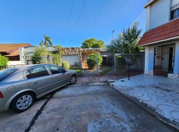 Casa · 95m² · 3 Ambientes · 1 Cochera · Excelente Casa 5 Ambientes en Venta en Ramos Mejía