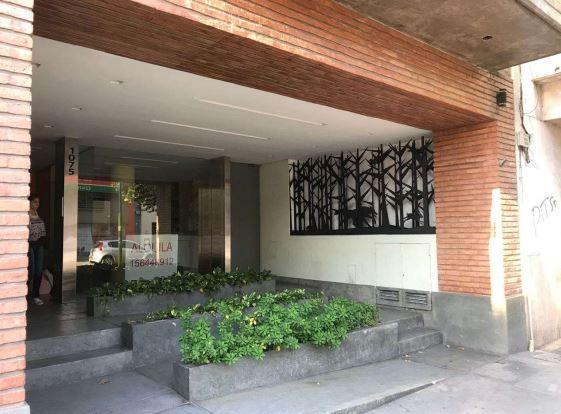 Local comercial · 157m²
