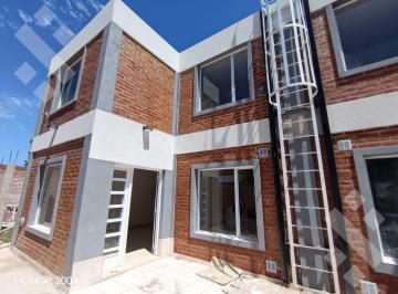 PH · 3 Ambientes · Se Alquila, Duplex de 2 Dorm., B° La Casona