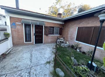 PH · 76m² · 3 Ambientes · 1 Cochera · PH en Venta Burzaco