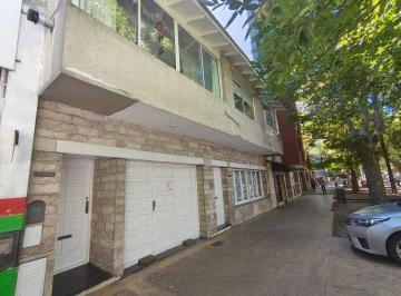 PH · 135m² · 3 Dormitorios · 1 Cochera · PH 4 Amb. Primer Piso por Escalera - Av Libertad 3547 - La Perla