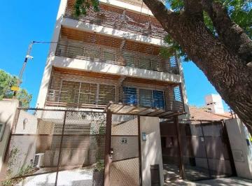 Departamento · 70m² · 3 Ambientes · 1 Cochera · Hermoso 3 Ambientes con Cochera en Monte Grande! Oportunidad!