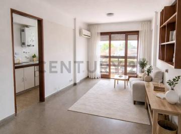 Departamento · 41m² · 2 Ambientes · 43 y 21 - Vendemos - Depto de 1 Dormitorio por Ascensor, Corazon de La Loma.