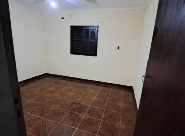 Casa · 135m² · 3 Ambientes · 2 Cocheras · Casa con Local Independiente en El Norte de La Ciudad