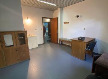 Oficina comercial de 4 ambientes, Esteban Echeverría · Alquiler (Para Oficinas o Apto Profesional)