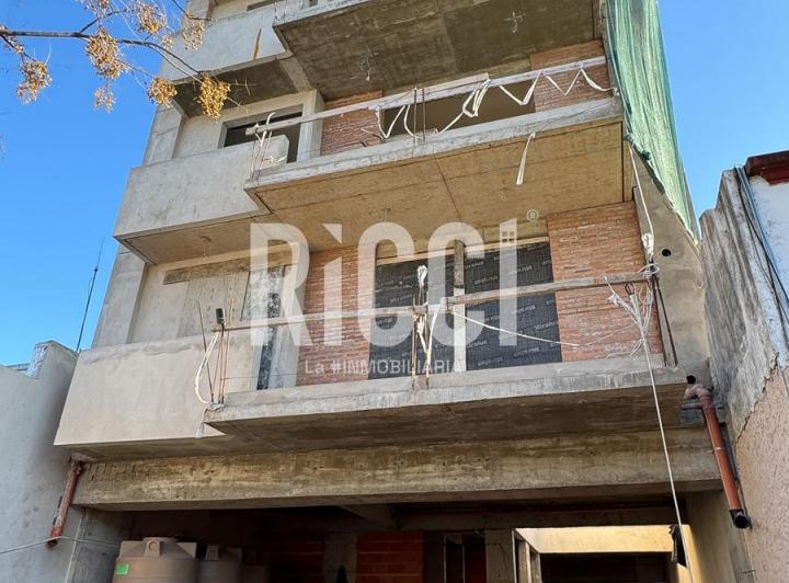 Desarrollo vertical · Andres Baranda