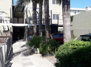 Departamento de 3 ambientes, Pilar · Venta - Duplex 3 Ambientes Impecable