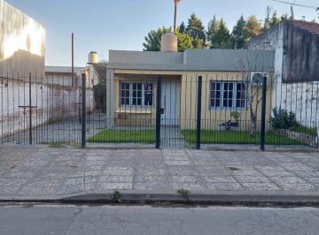 Casa · 84m² · 3 Ambientes · 1 Cochera · Venta Casa en Derqui Cercana Al Centro