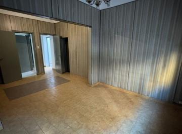 PH · 109m² · 3 Ambientes · Venta PH 2 Dorm. en Alberdi con Cochera