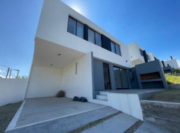PH · 85m² · 4 Ambientes · 1 Cochera · Venta de Duplex en Cuesta Colorada - Housing 2 Dorm.