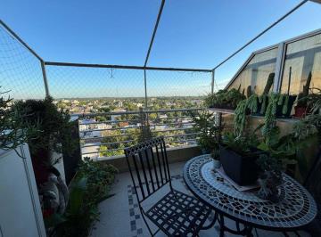 Departamento · 104m² · 4 Ambientes · 3 Cocheras · Departamento Duplex en Venta Pilar Centro Cochera