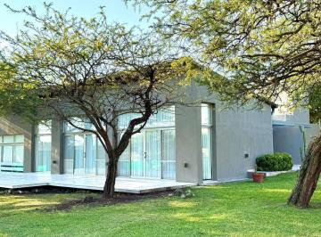 Foto · Espectacular Casa en El Barrio Country Causana.