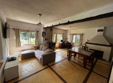 Casa · 175m² · 4 Ambientes · Casa 4 Amb Sobre Dos Lotes Barrio Acantilados