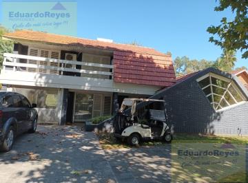 Casa · 200m² · 5 Ambientes · 1 Cochera · Casa en Venta en El Paraiso Country Club Hipico & Golf
