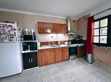 Casa de 3 ambientes, Ciudad de Santa Fe · Casa Negociable Ubicada en Los Paraisos 2627, Hermosa.