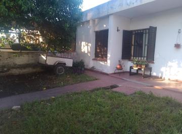 Casa · 80m² · 4 Ambientes · 1 Cochera · Venta Casa Barrio Don Bosco