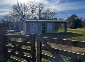 Casa de 3 ambientes, Santa Rosa de Calamuchita · Casa. Venta. Apto Crédito. 2 Dorm.. B° Santa Mónica. Calamuchita.