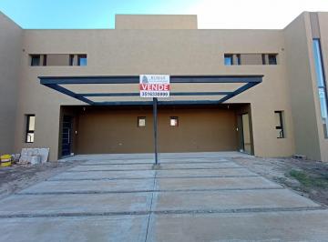 Foto · San Ignacio Village - Duplex en Venta - Fondo Norte! Hermoso!