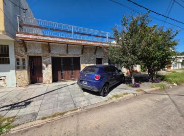 Casa · 120m² · 3 Ambientes · 1 Cochera · Casa 3 Ambientes con Patio y Terraza en Ciudadela F: 10359
