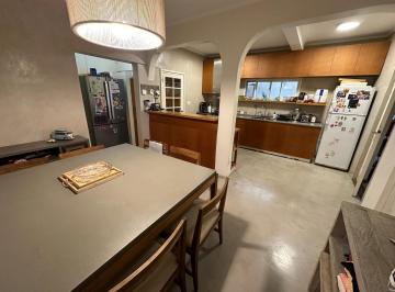 PH · 160m² · 3 Ambientes · Casa Lote Propio. 4 Ambientes. 2 Dorm.. Terraza. Parri